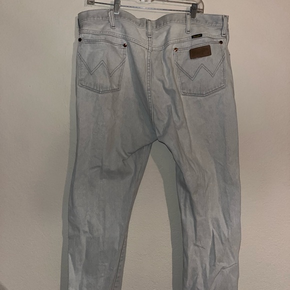 Vintage wrangler light washed jeans made in USA size 40x32 13mwz - Picture 2 of 5